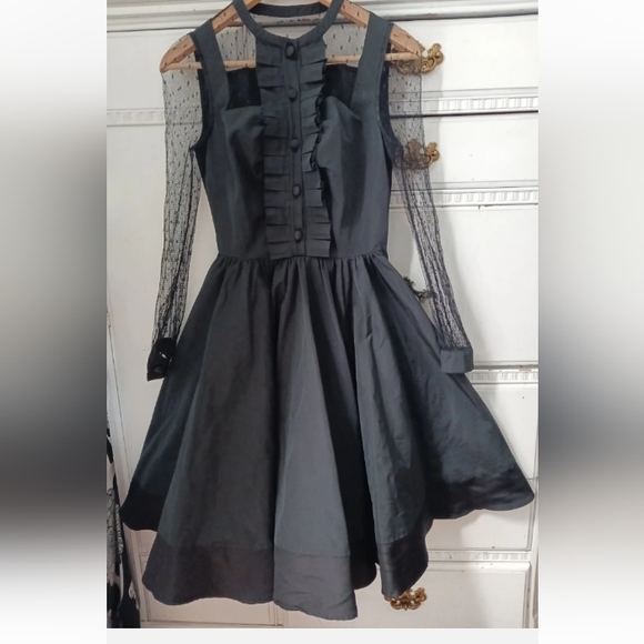 Philosophy di Lorenzo Serafini Dresses & Skirts - Philosophy di Lorenzo Serafini black A line Dress Size US 2
